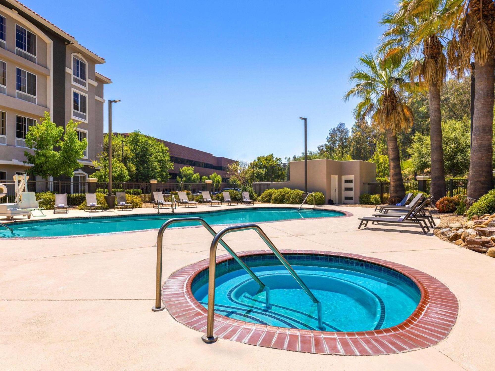 La Quinta By Wyndham Santa Clarita - Valencia Hotel Stevenson Ranch Exterior foto