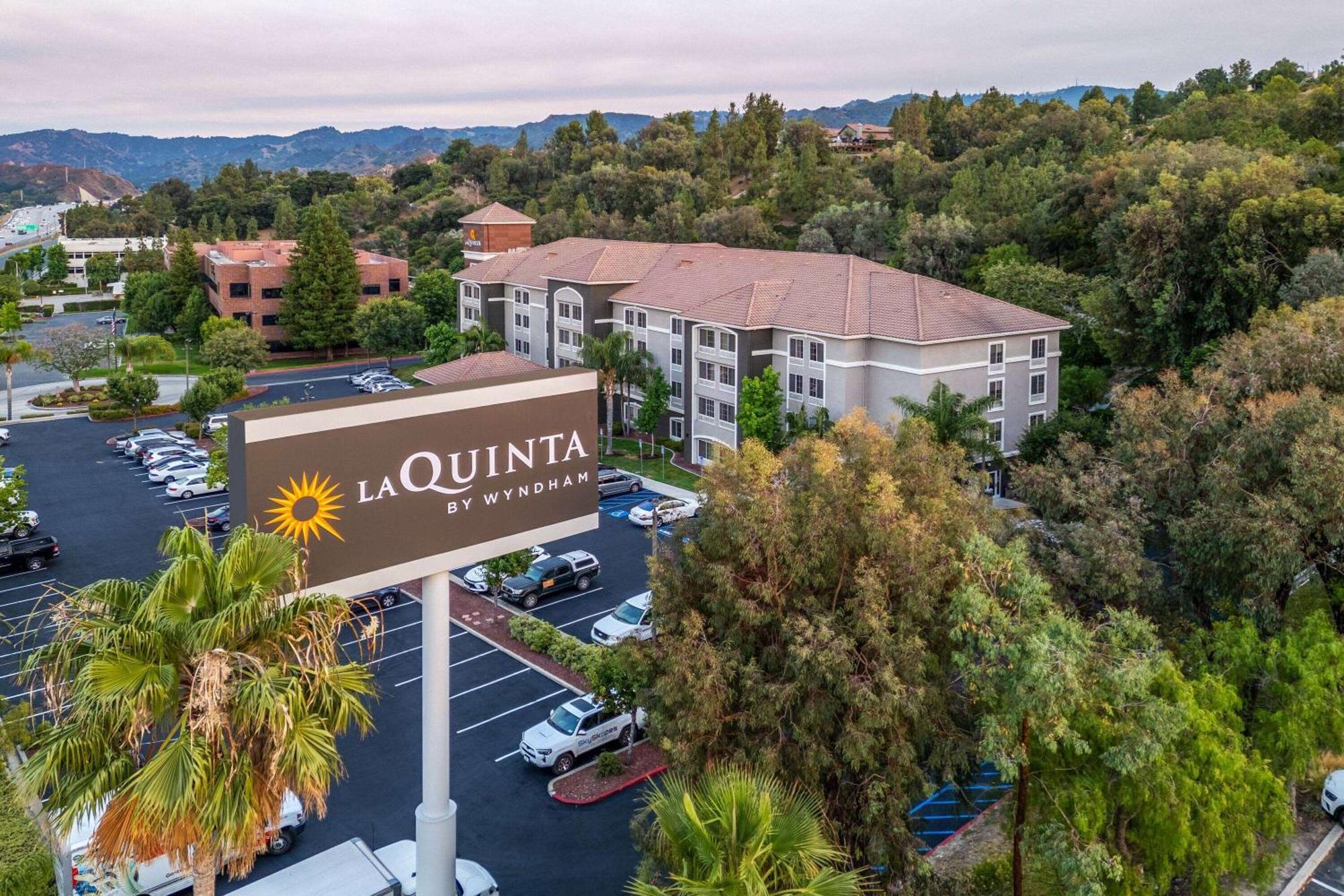La Quinta By Wyndham Santa Clarita - Valencia Hotel Stevenson Ranch Exterior foto